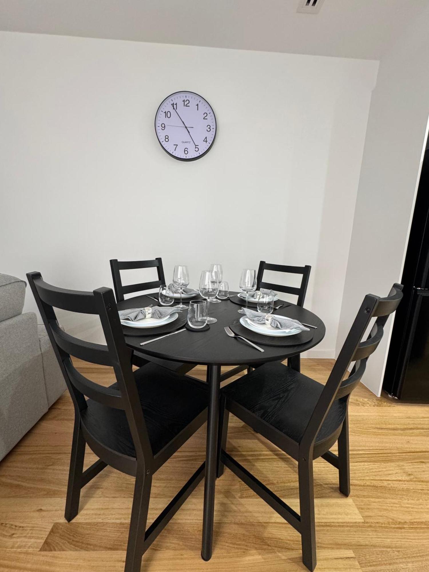 Holiday home Modern In Fawkner *
