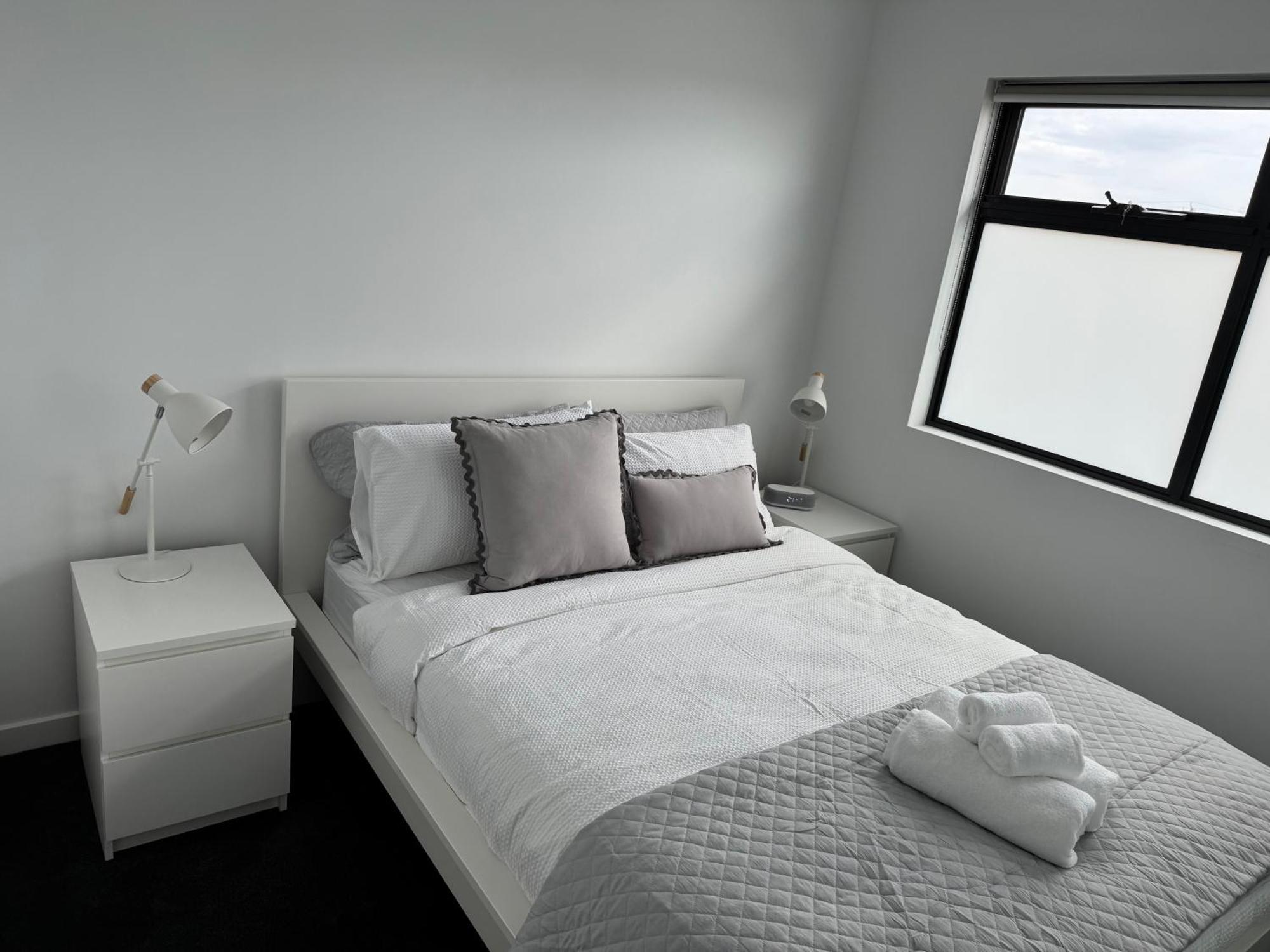 Modern In Fawkner *