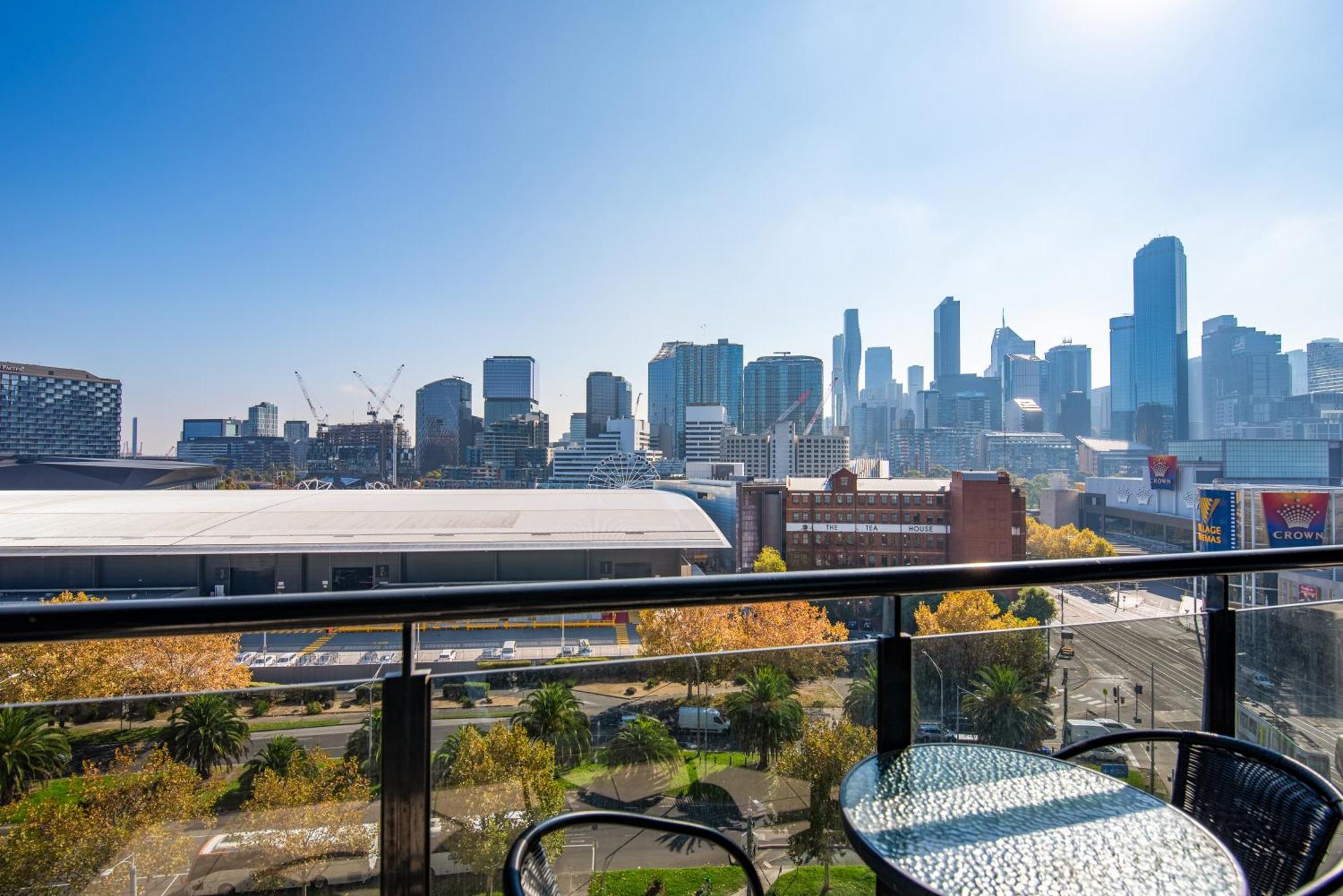 Apartment View 3 Bedroom Next To Casino Mcec
