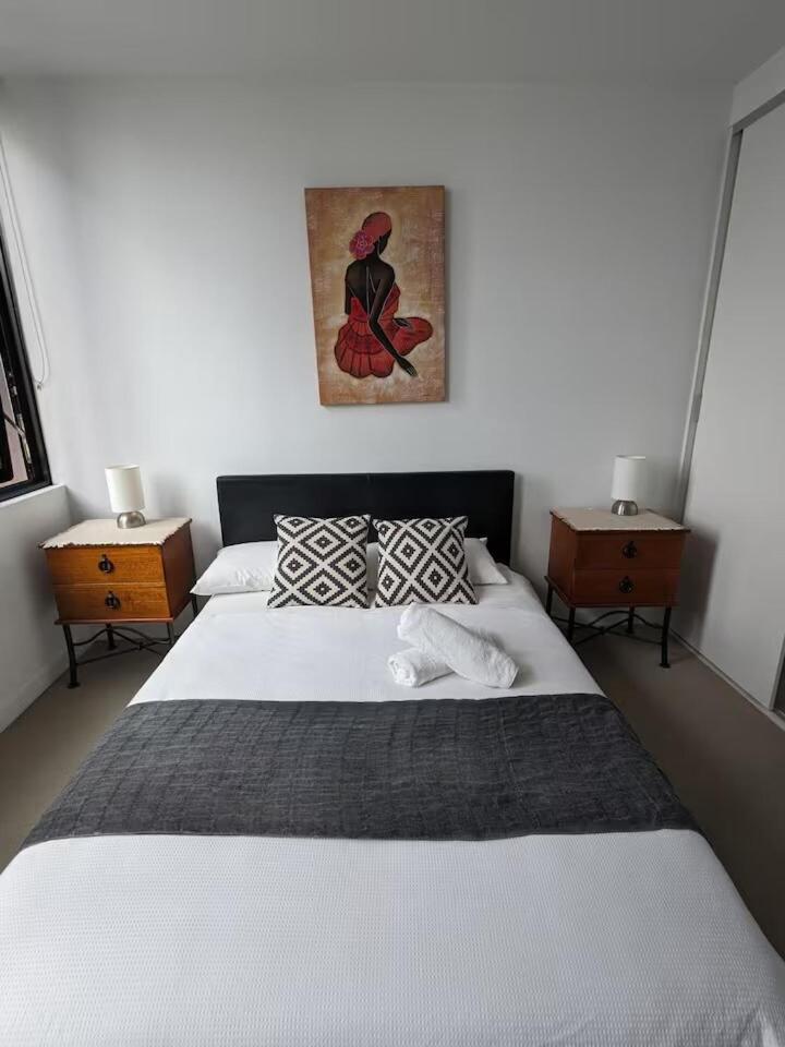 2br Centre Views & Netflix Apartment *