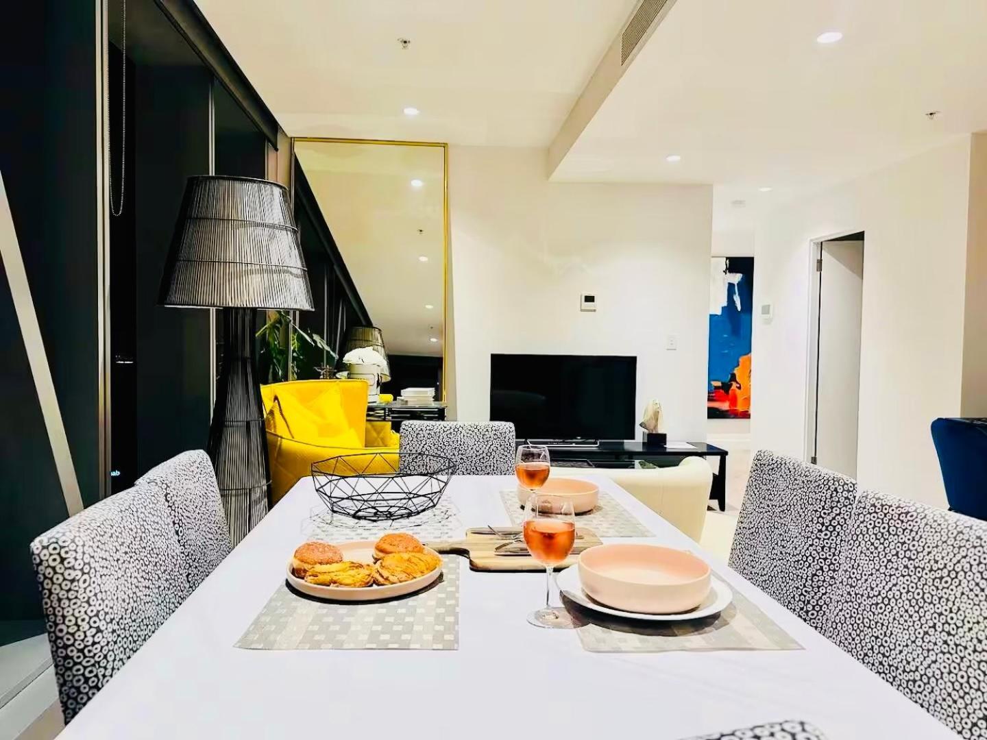 Royal Executive Living Executive Retreat Residency 41