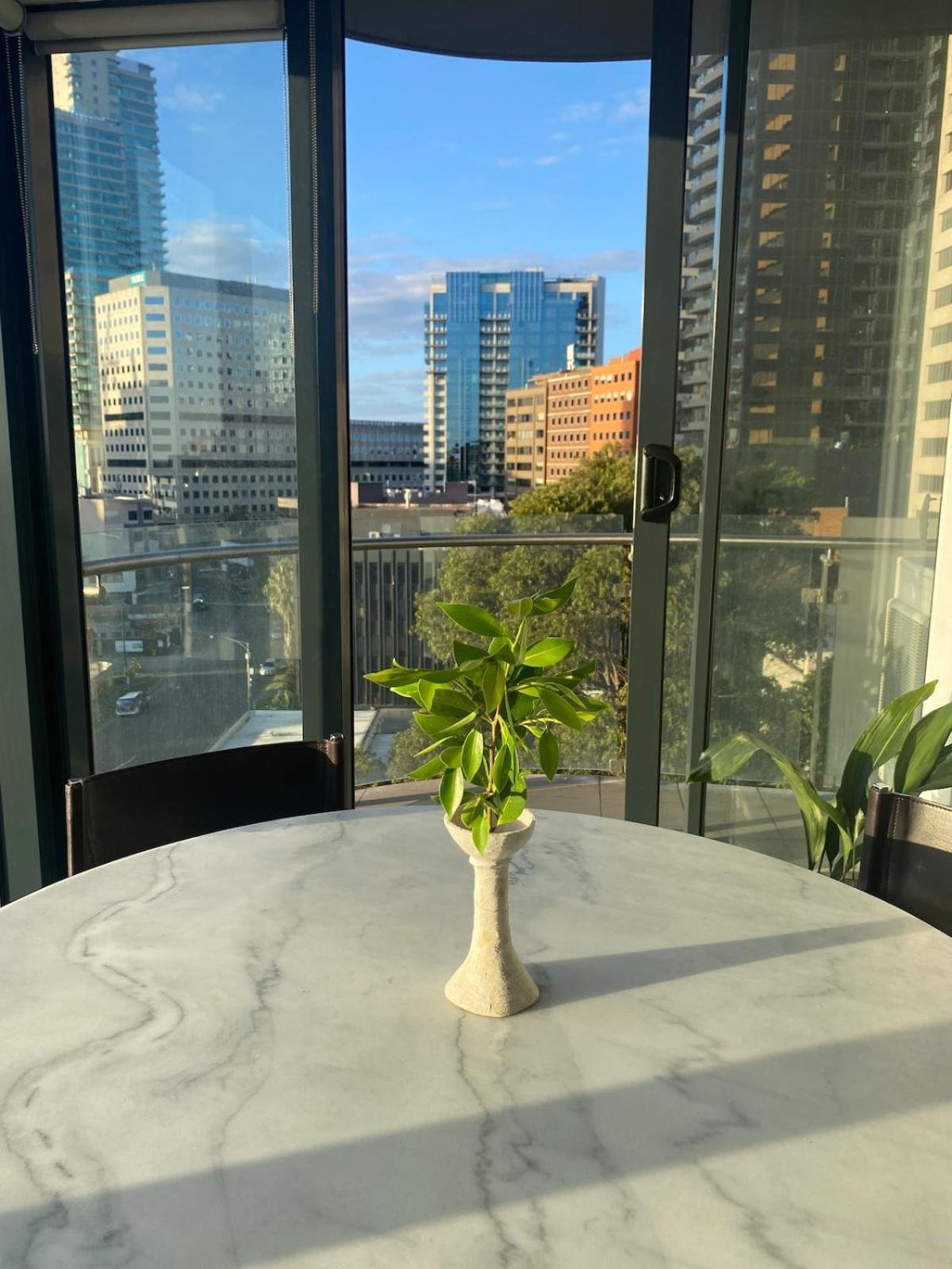Views With Free Parking Melbourne