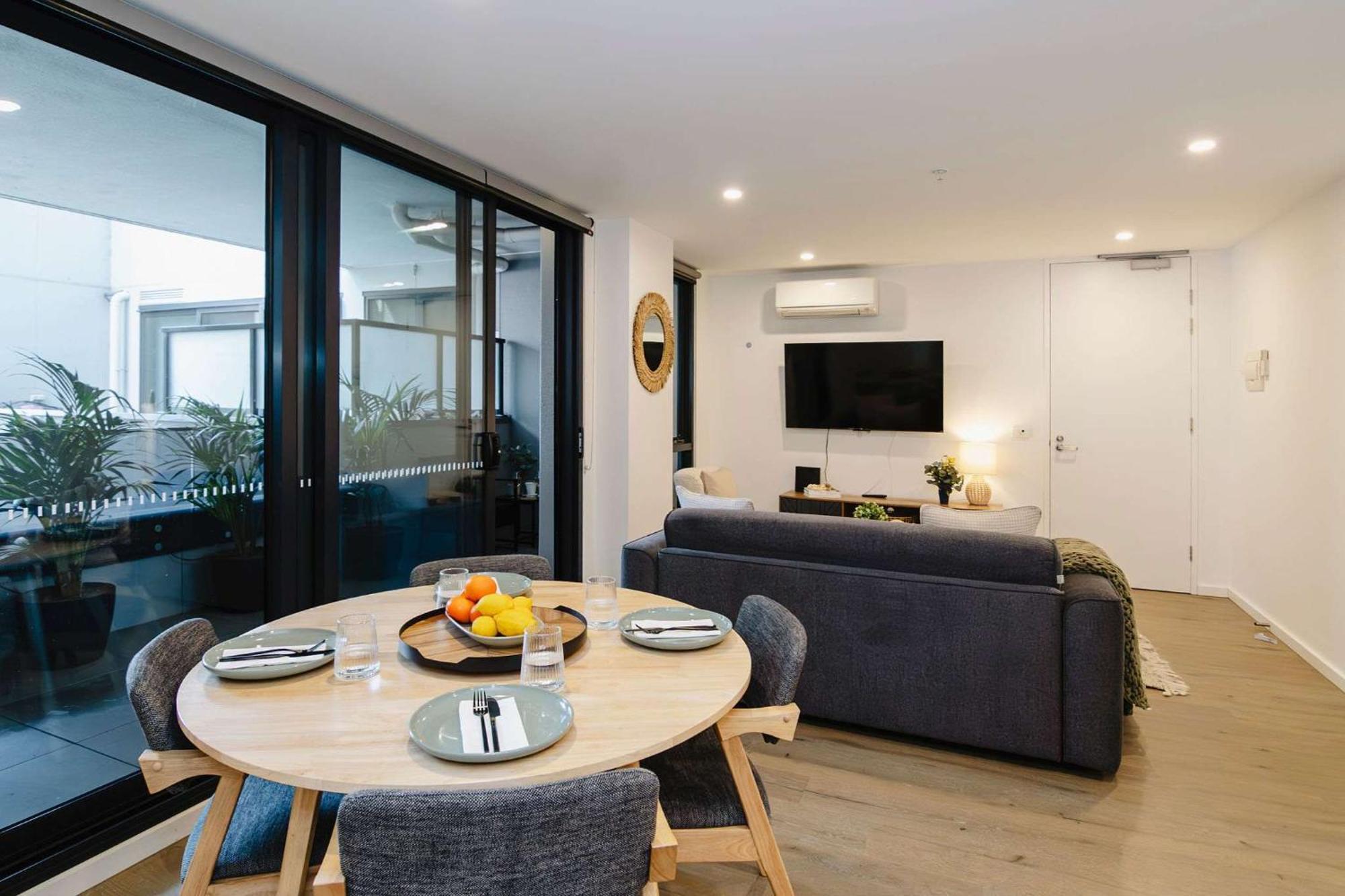 Apartment Abbotsford Abode With Pool Parking & Gym *