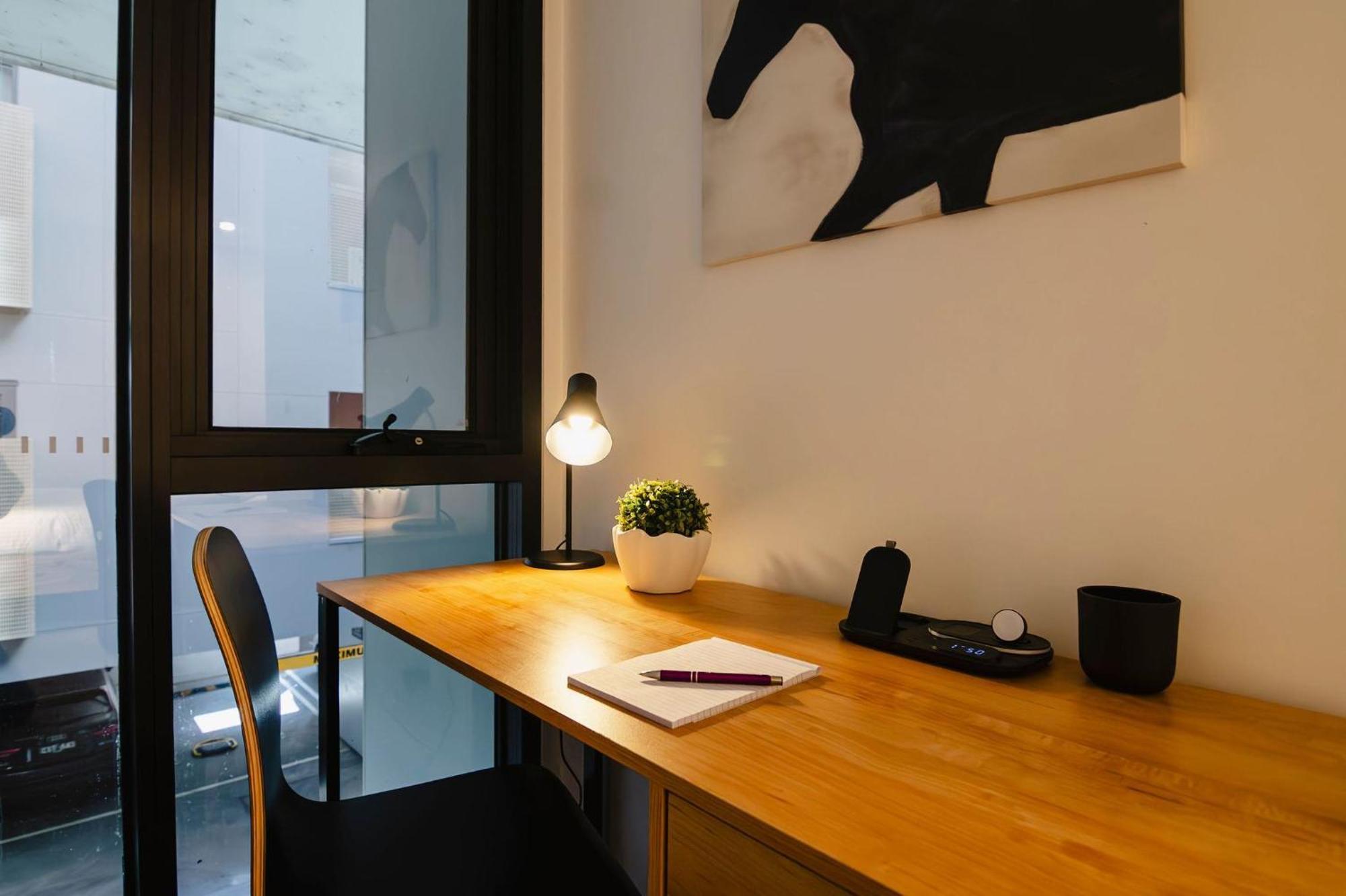 Abbotsford Abode With Pool Parking & Gym Melbourne