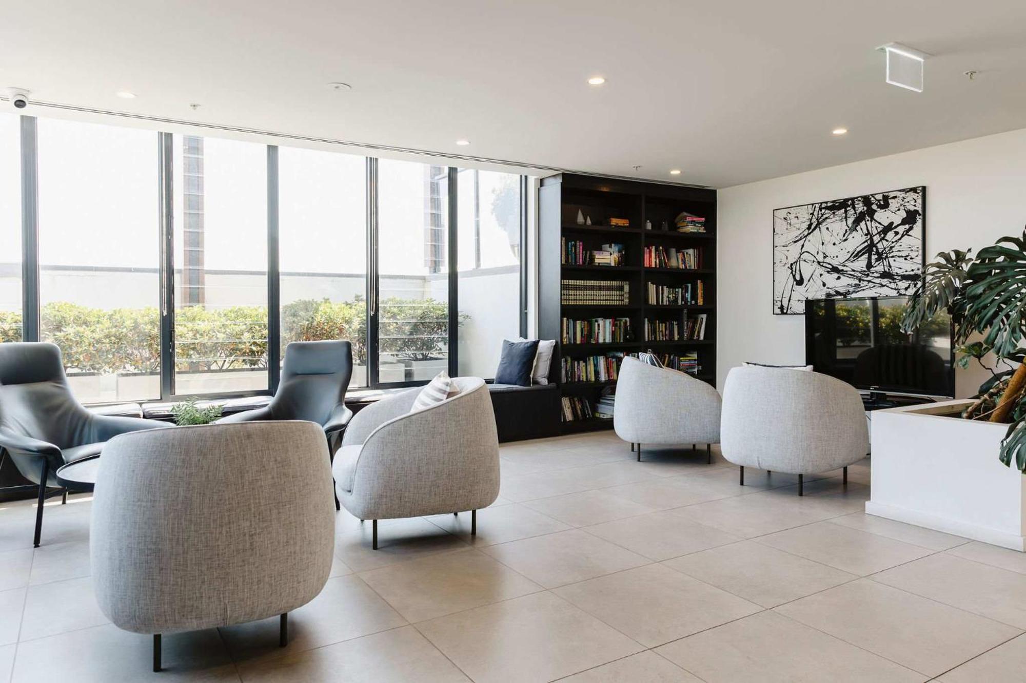 Abbotsford Abode With Pool Parking & Gym Melbourne