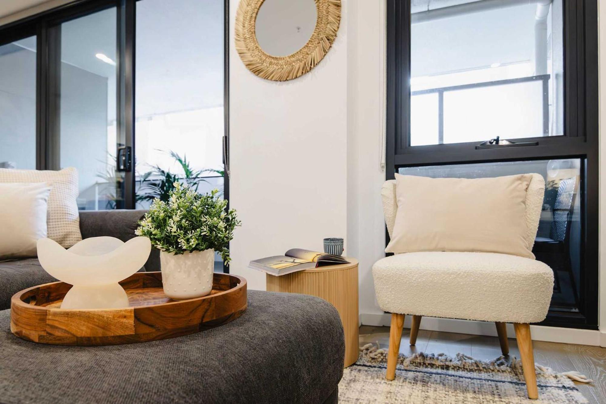 Apartment Abbotsford Abode With Pool Parking & Gym Melbourne