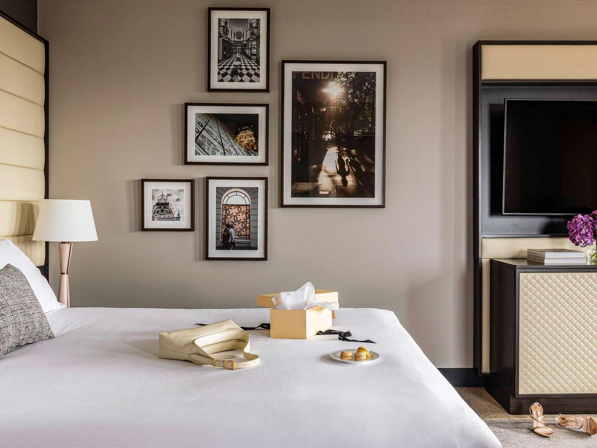 Sofitel On Collins Hotel 5*