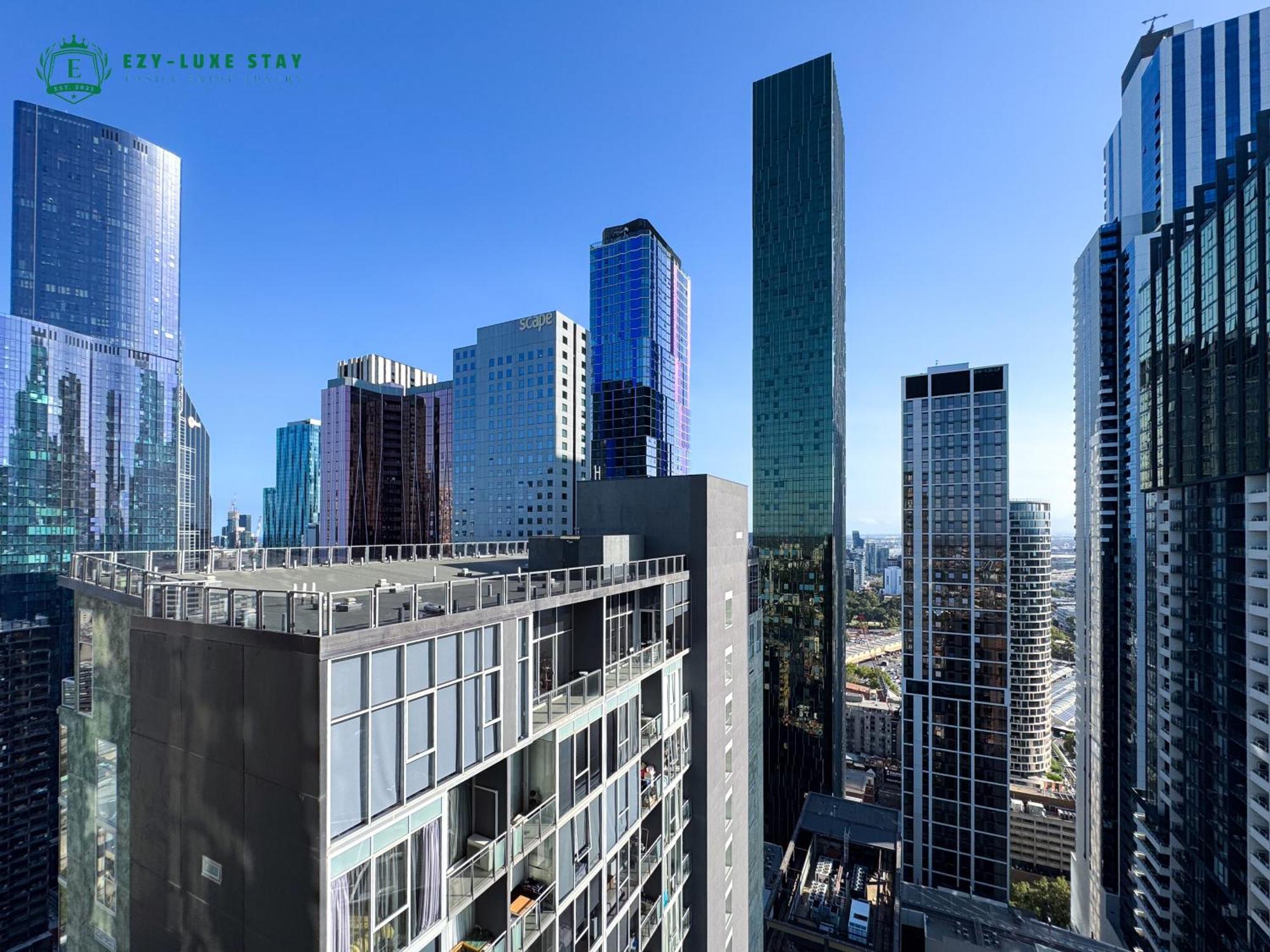 Amazing Views Balcony Cbd 2br For 6 Guests Apartment Melbourne