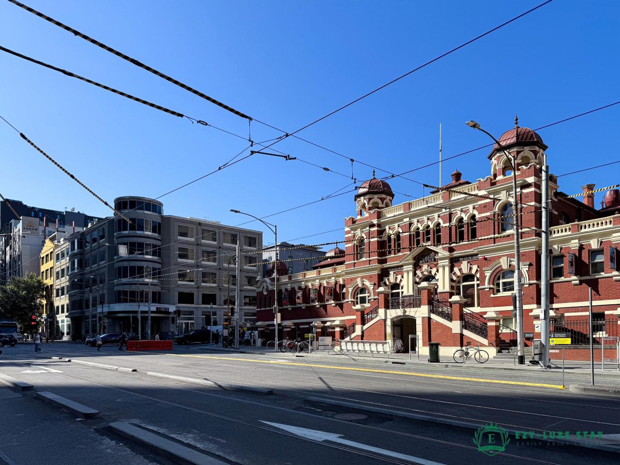 Amazing Views Balcony Cbd 2br For 6 Guests Apartment *