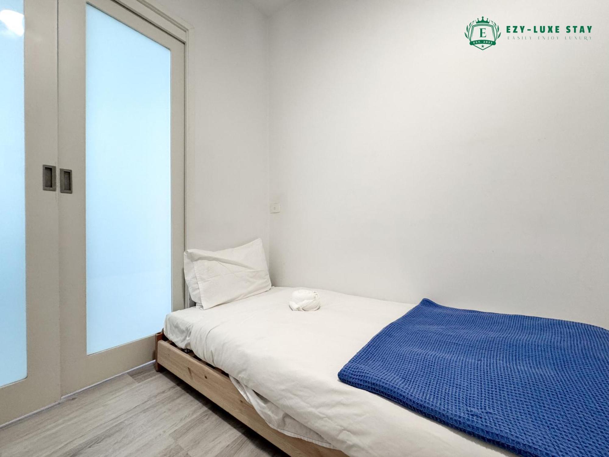 Amazing Views Balcony Cbd 2br For 6 Guests *