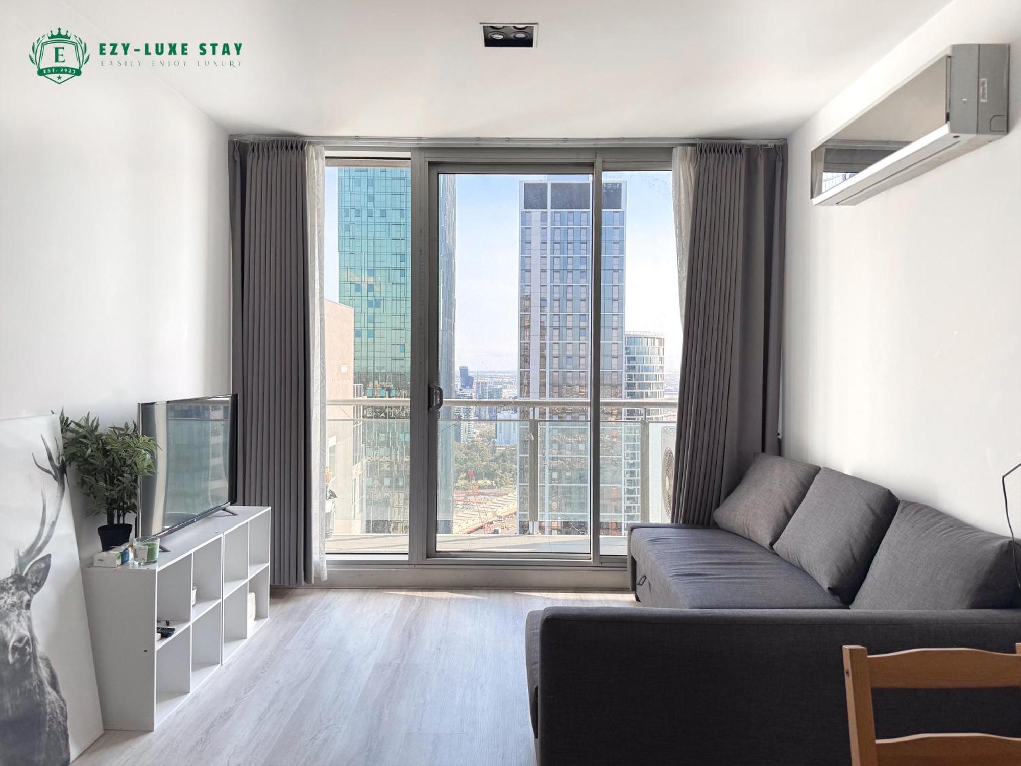 Amazing Views Balcony Cbd 2br For 6 Guests Apartment Melbourne