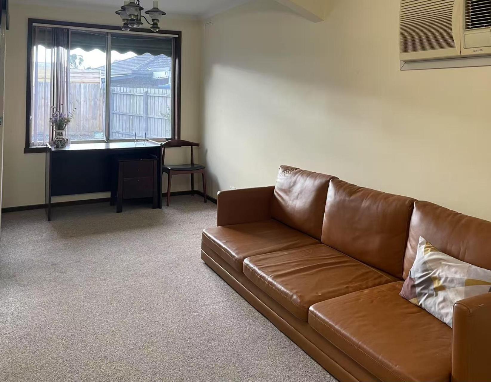 A 别墅大床间毗邻公园和公交车站 * Melbourne