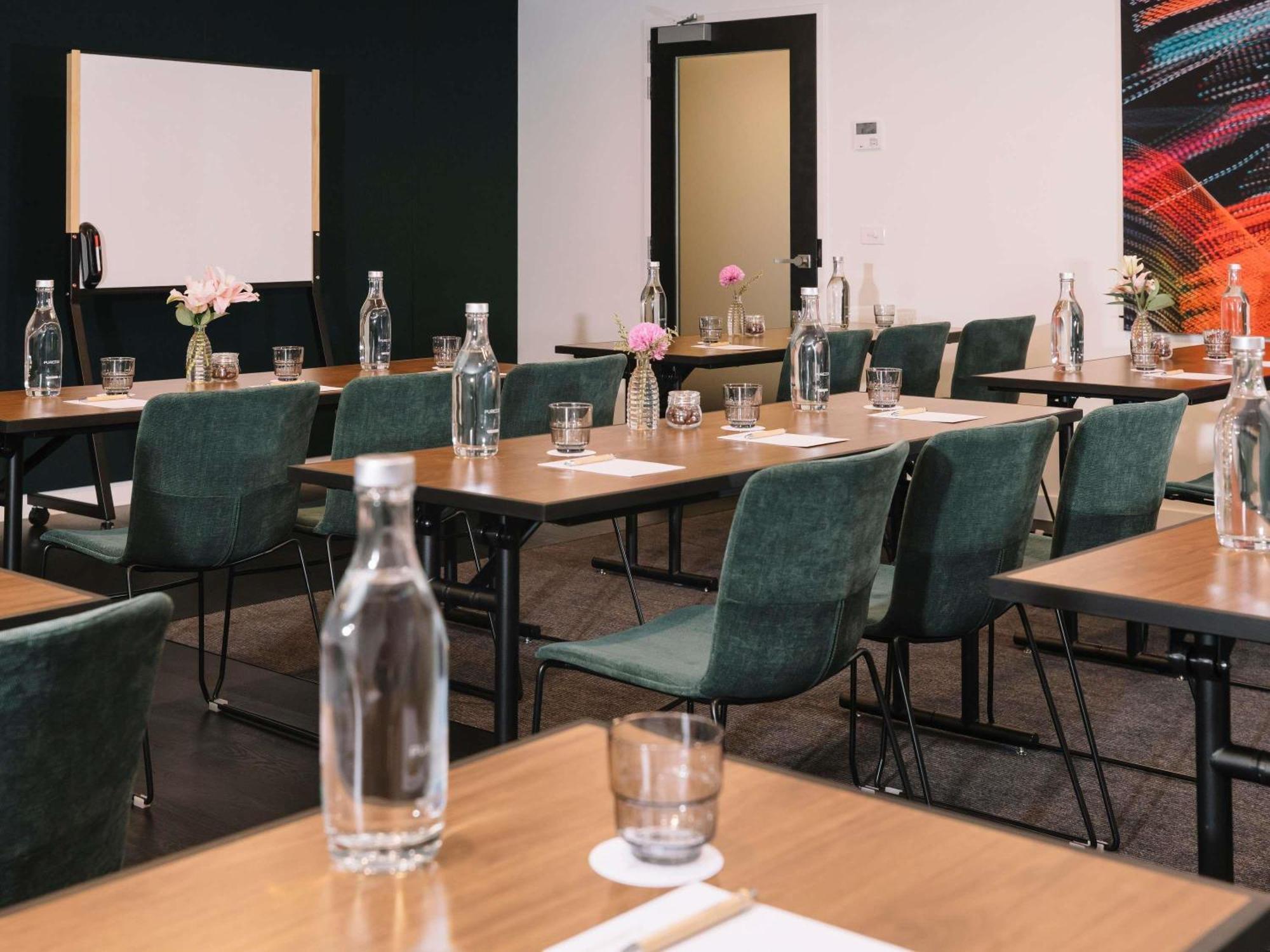 Movenpick On Spencer 4* Melbourne