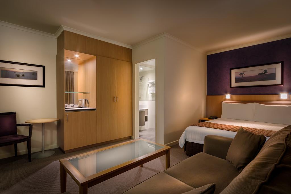Western Travel Hotel