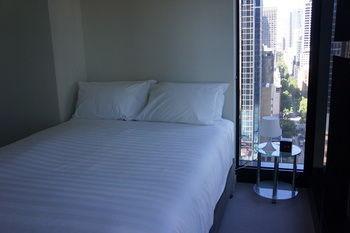 Winston Aparthotel 4*