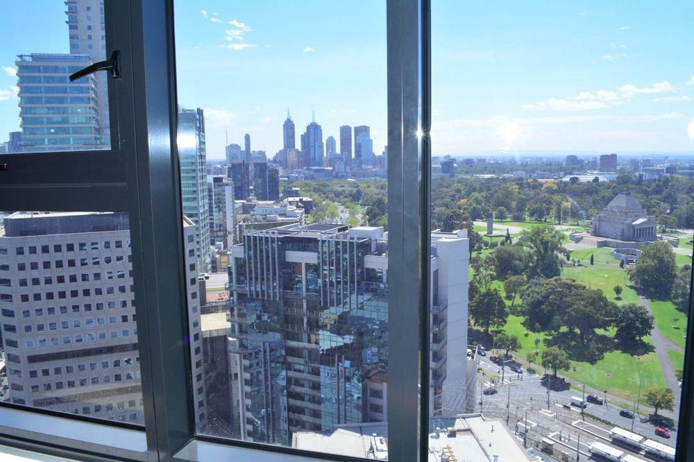 Domain - St Kilda Rd Precinct 4*