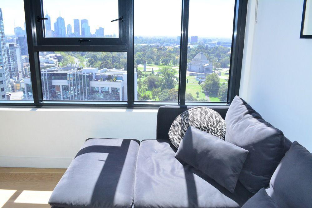 Domain - St Kilda Rd Precinct 4*