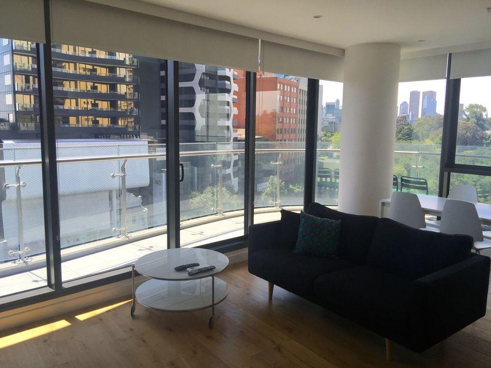 Domain - St Kilda Rd Precinct 4*