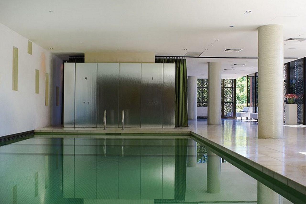 Hotel The 4*