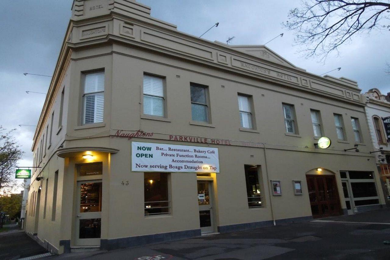 Hotel Naughtons Hotel Melbourne