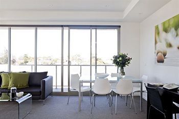 Aparthotel Caroline Serviced Brighton