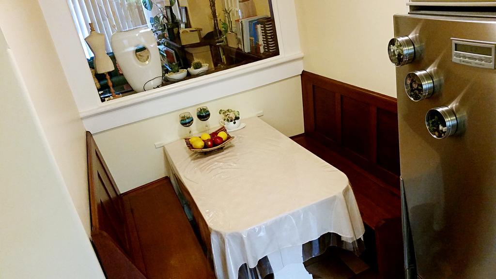 Deco Family House Guest house