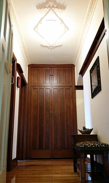 Deco Family House