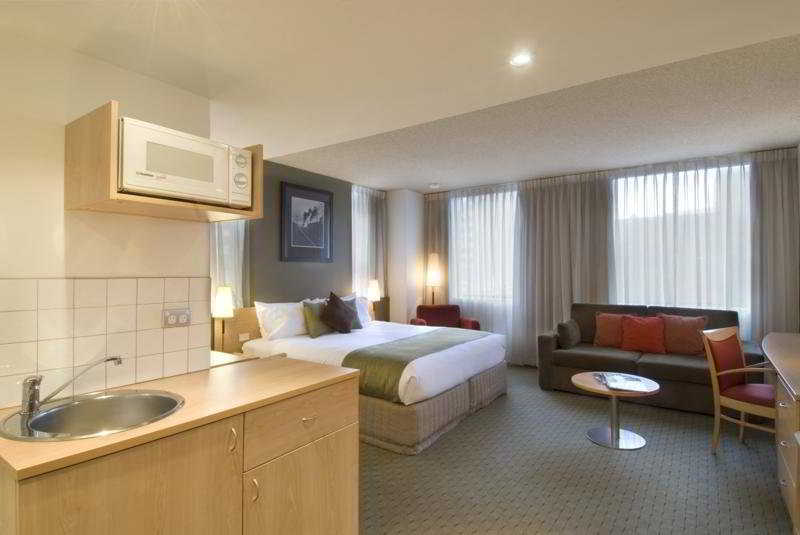 Hotel Lancemore Crossley St. Melbourne