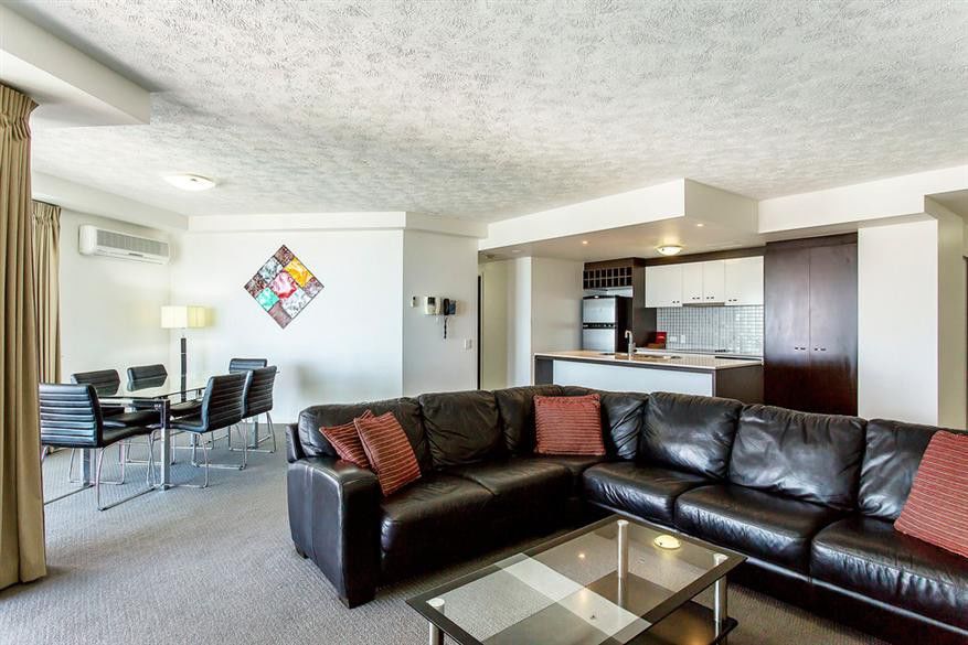 Oaks On Collins Aparthotel 4*