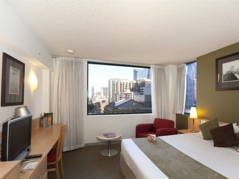Lancemore Crossley St. Hotel