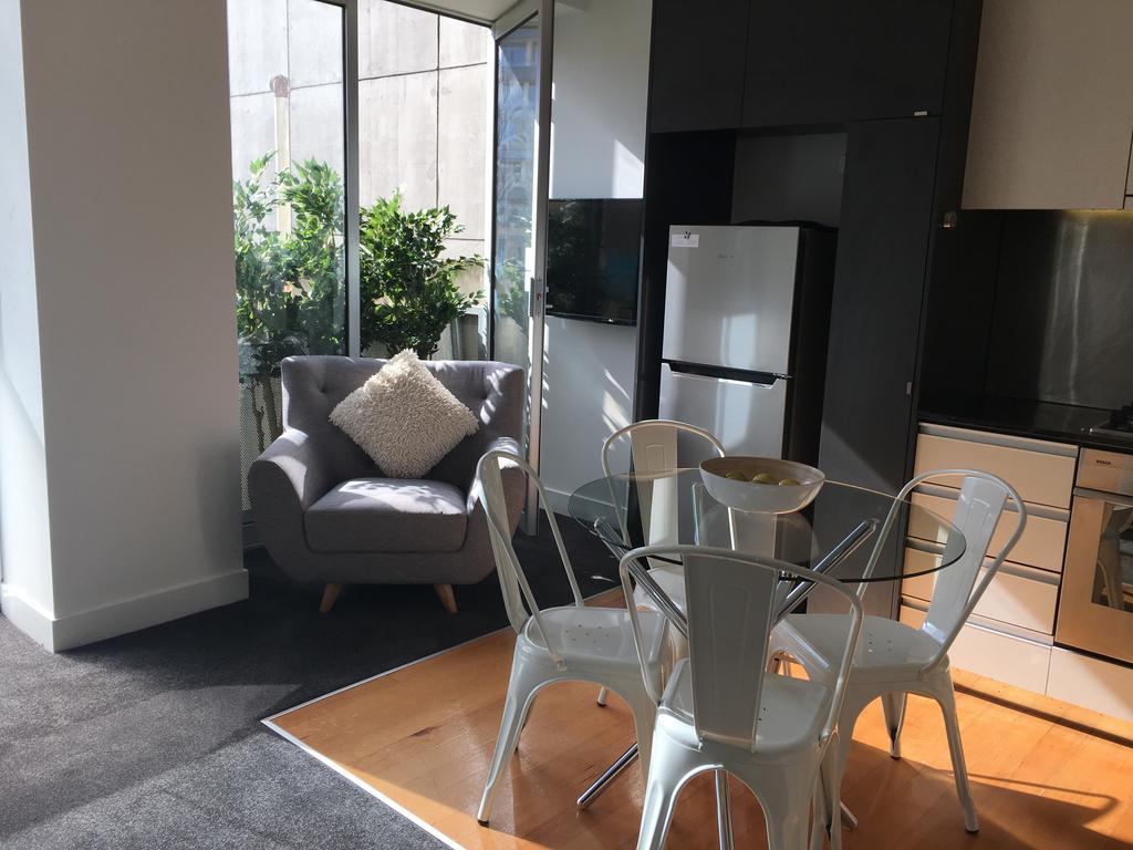 Absolute Collins Apartment