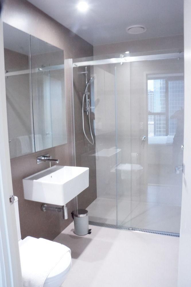 Winston Aparthotel 4*