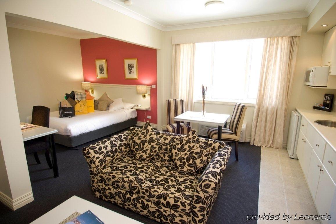 Aparthotel Collins 4*