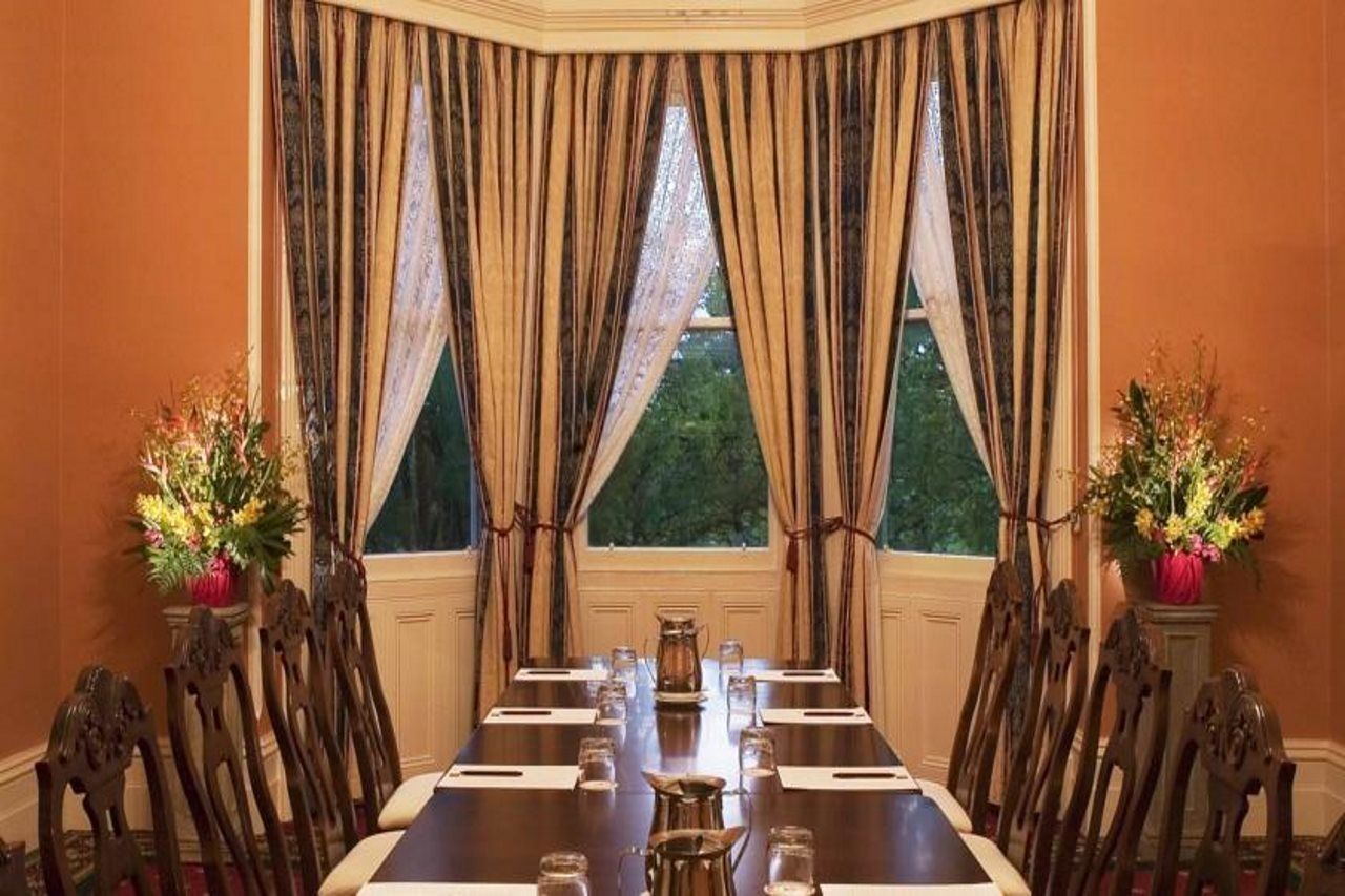 Bayview Eden Hotel 4*