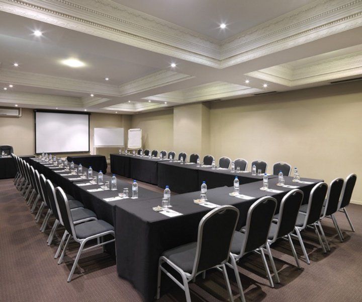 Grand Chancellor Hotel 4*