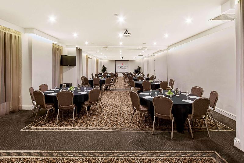 Hotel Stamford Plaza