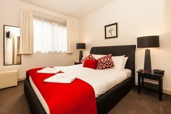 Catani 1 Apartment Melbourne