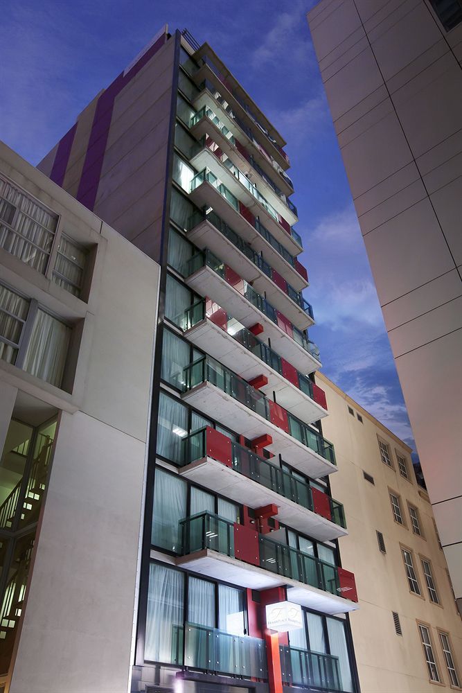 Fraser Place 4*