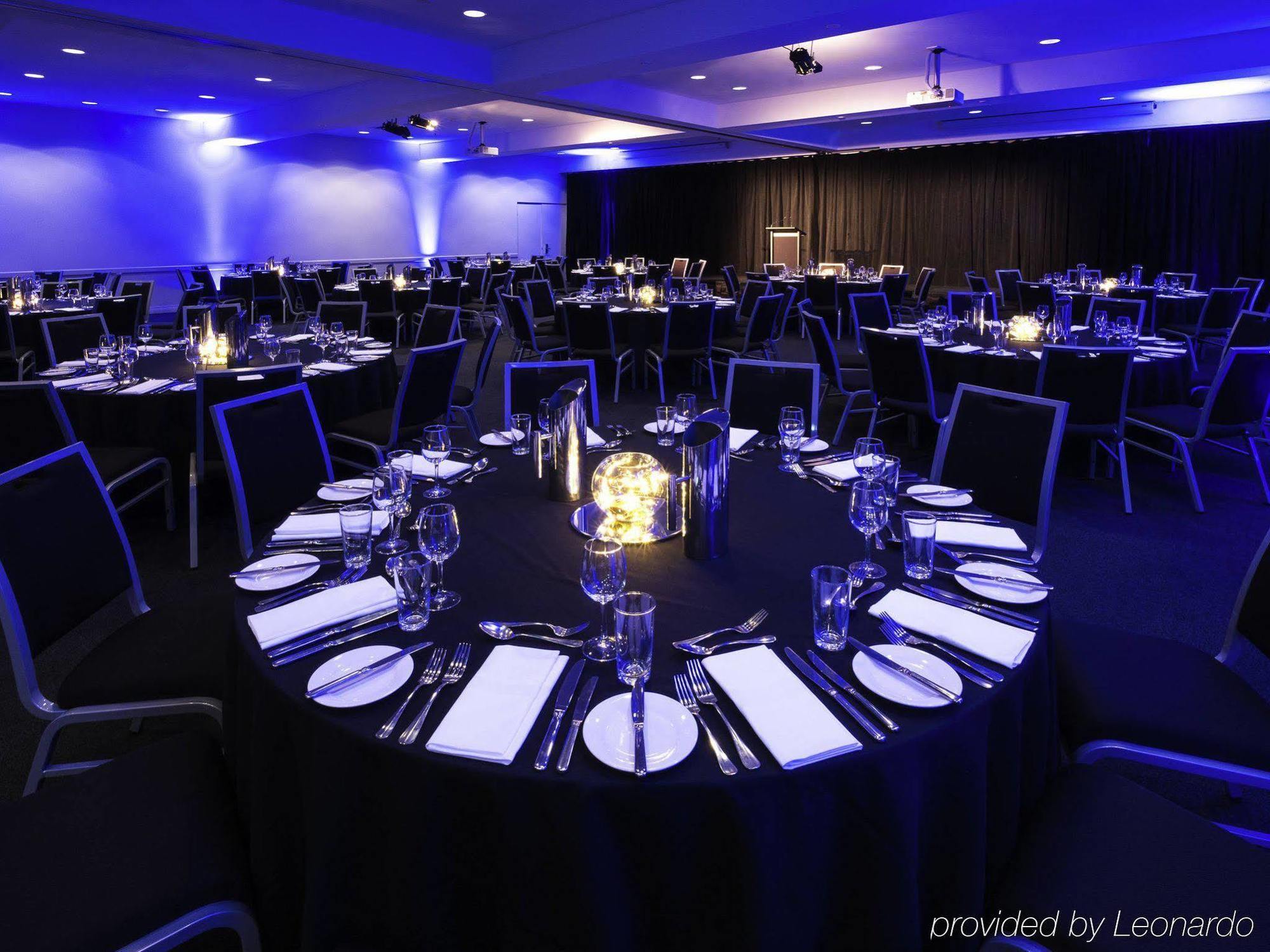 Novotel St Kilda 4*
