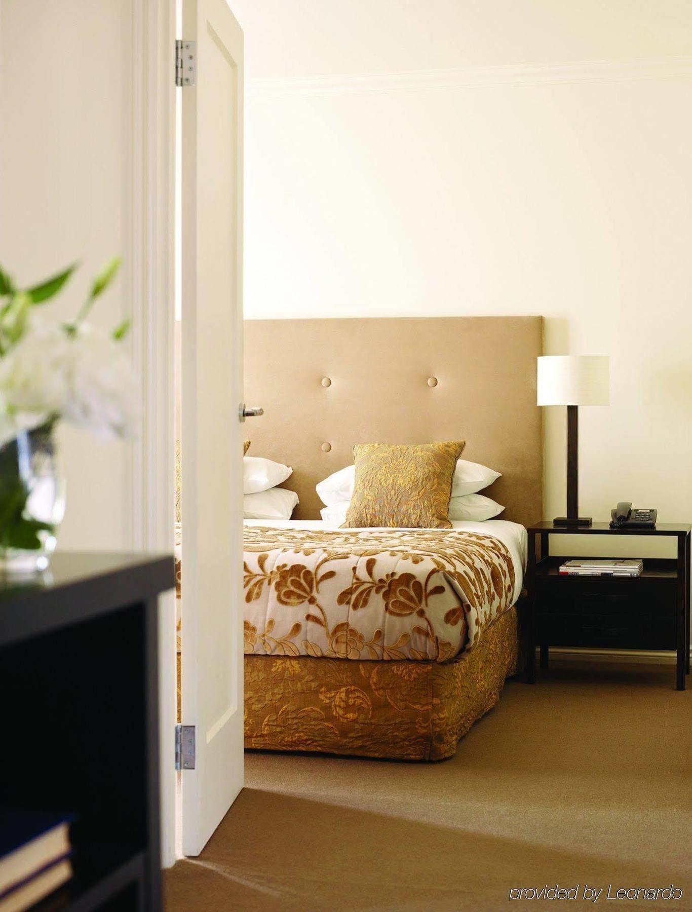 The Lyall 5* Melbourne