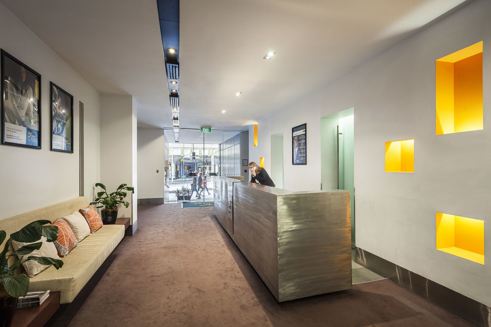Cbd Official 4* Melbourne