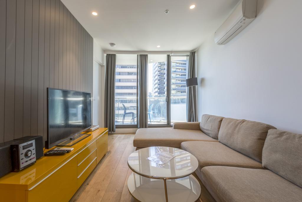 Domain - St Kilda Rd Precinct 4*