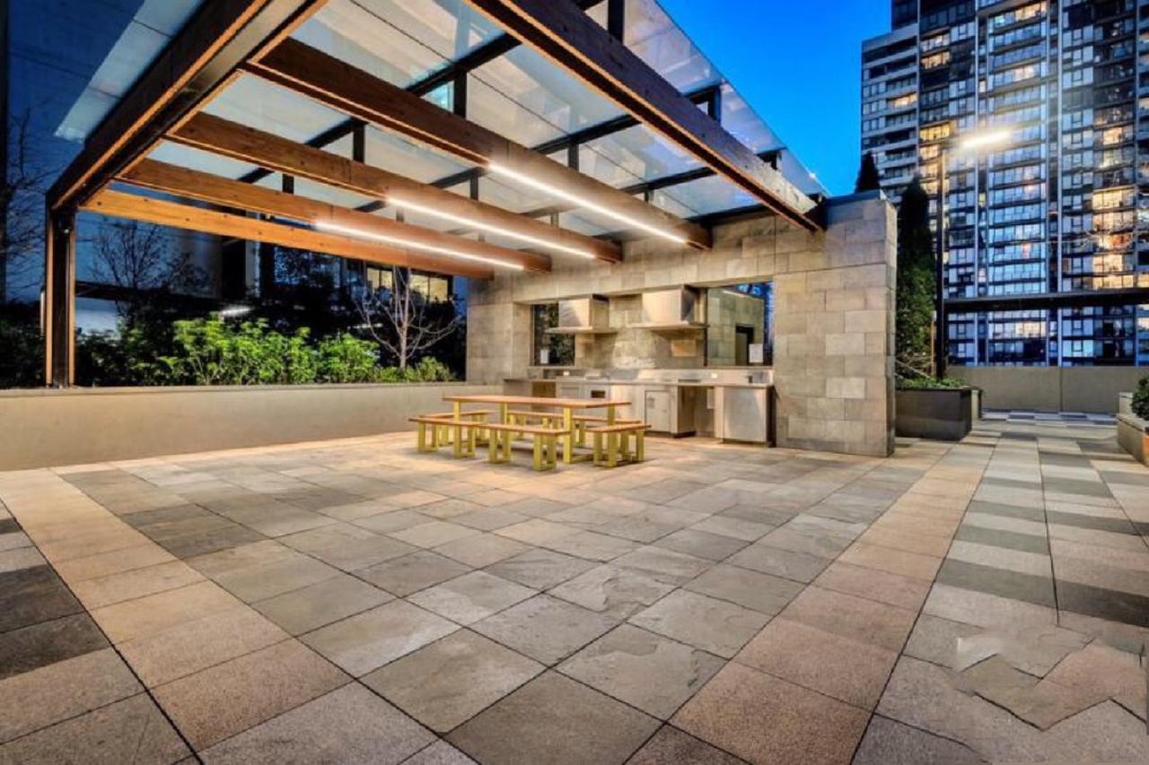 The Escape In Southern Cross Station Apartment Melbourne
