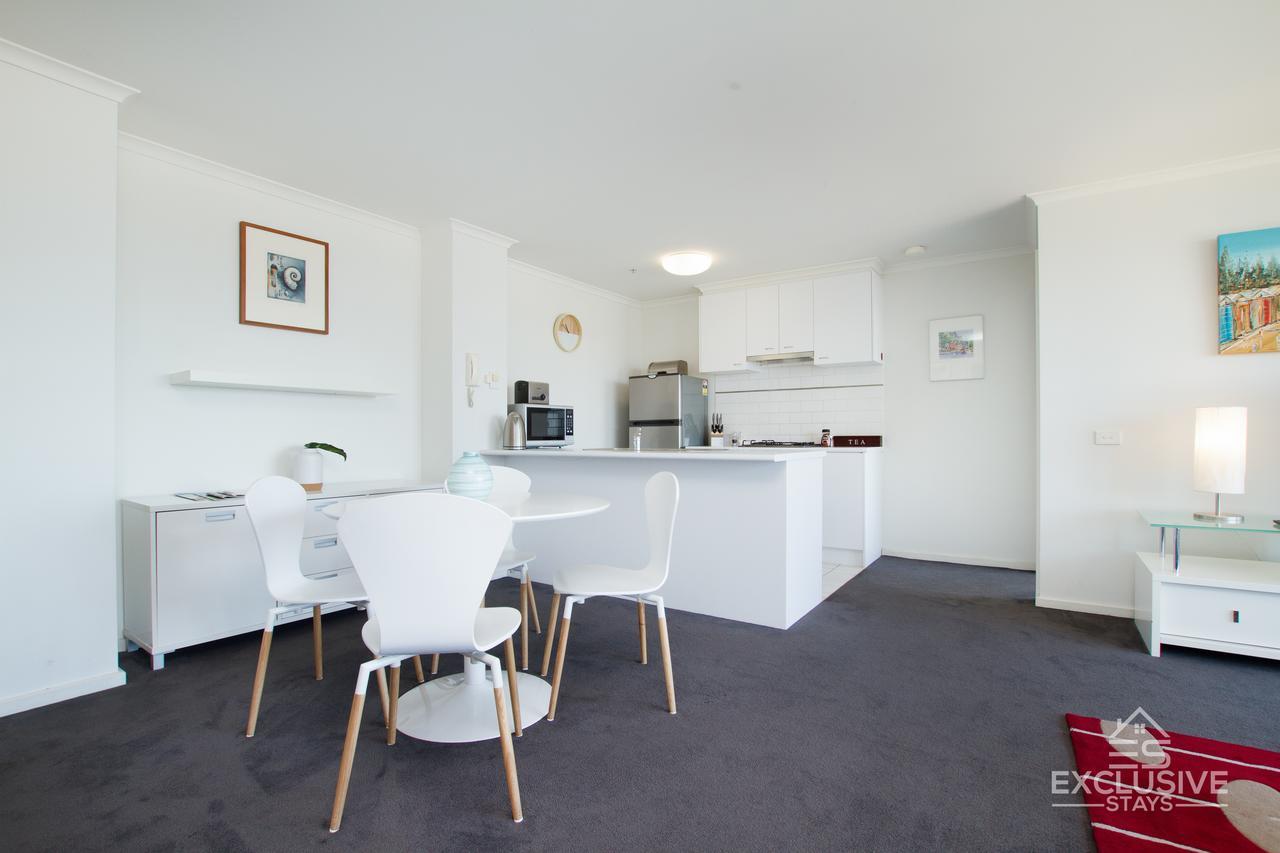 Exclusive Stays - Yarra Condos