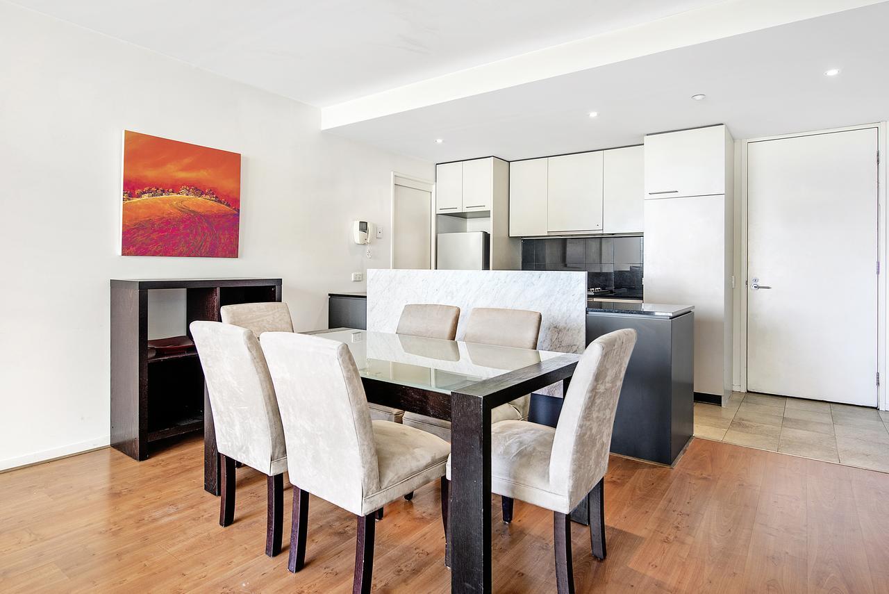 Ultiqa Little Collins Aparthotel Melbourne