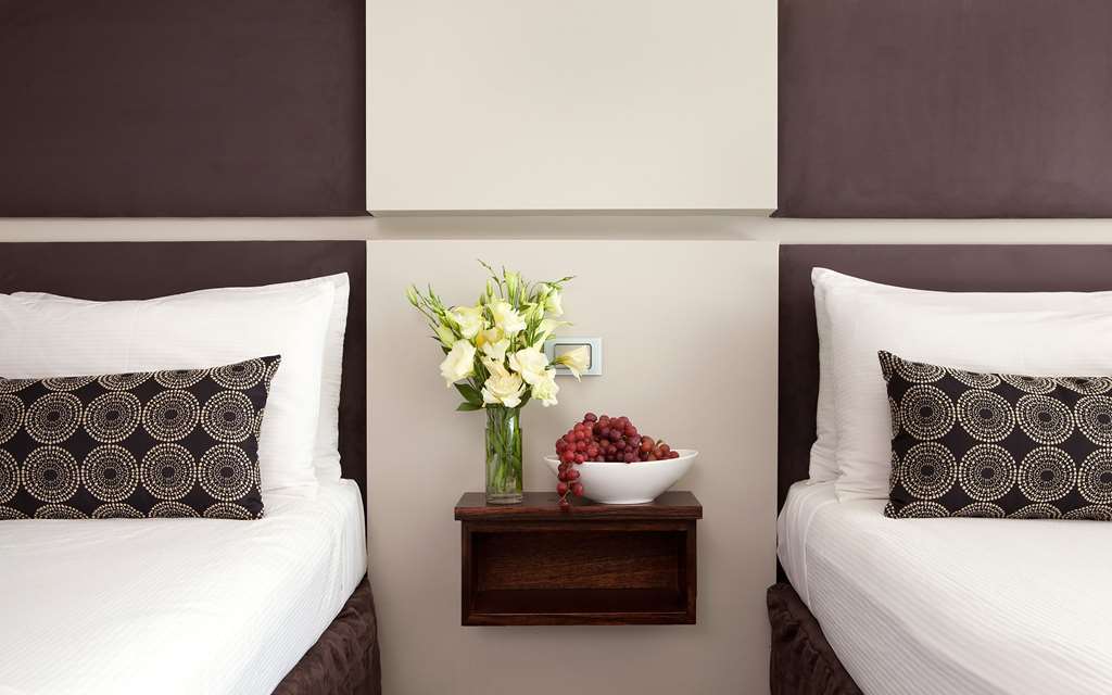 Crowne Plaza Carlton By Ihg Hotel