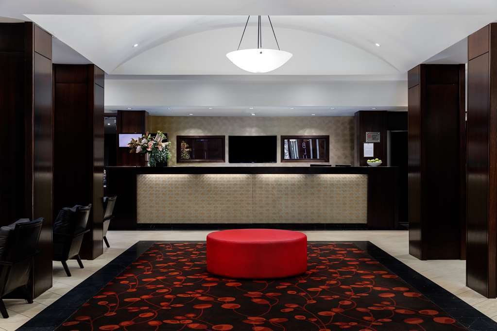 Hotel Crowne Plaza Carlton By Ihg 4*