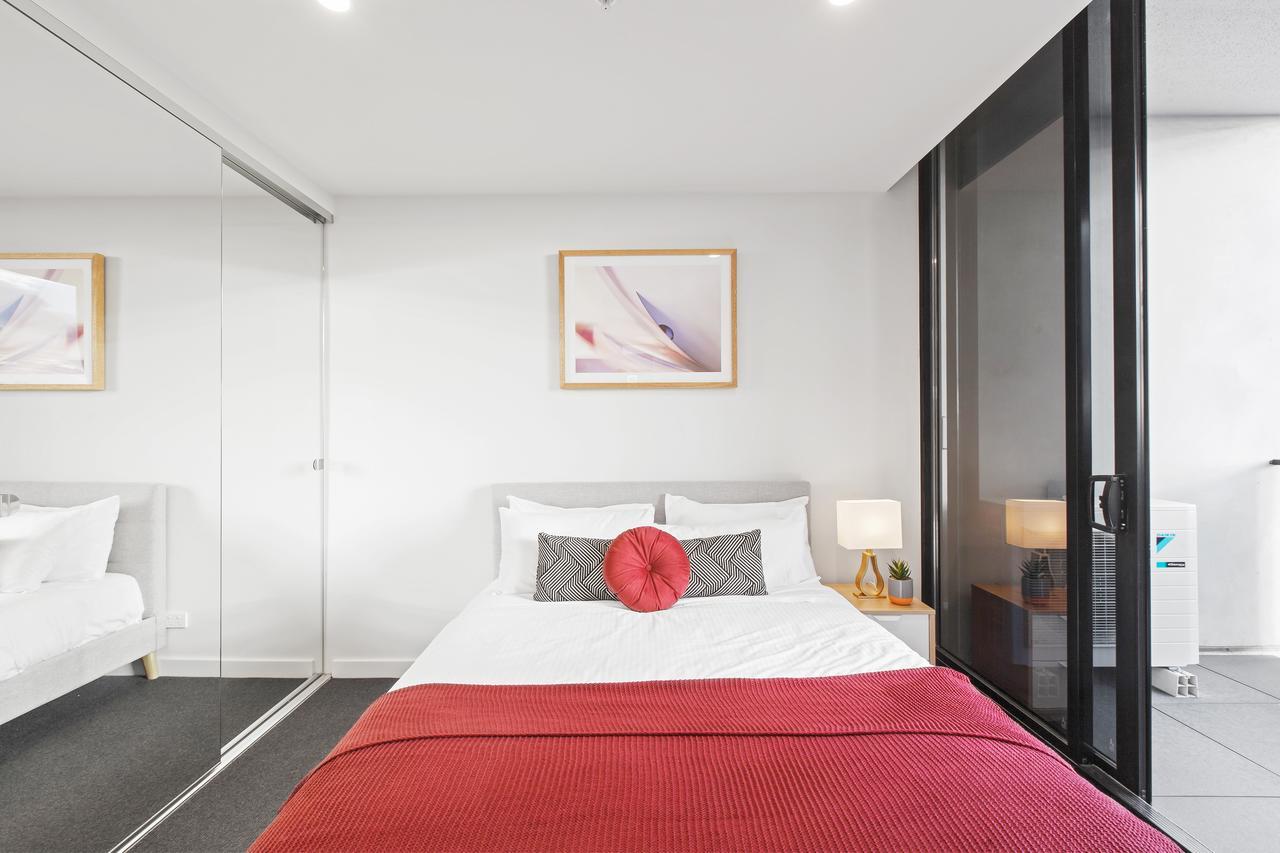 Apartment Ascent With Ocean Views By Ready Set Host