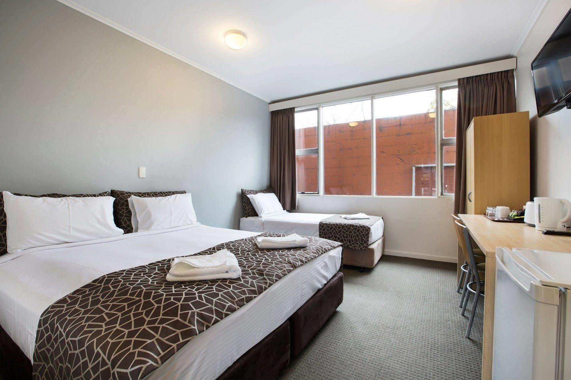 Meadow Hotel-motel Hotel