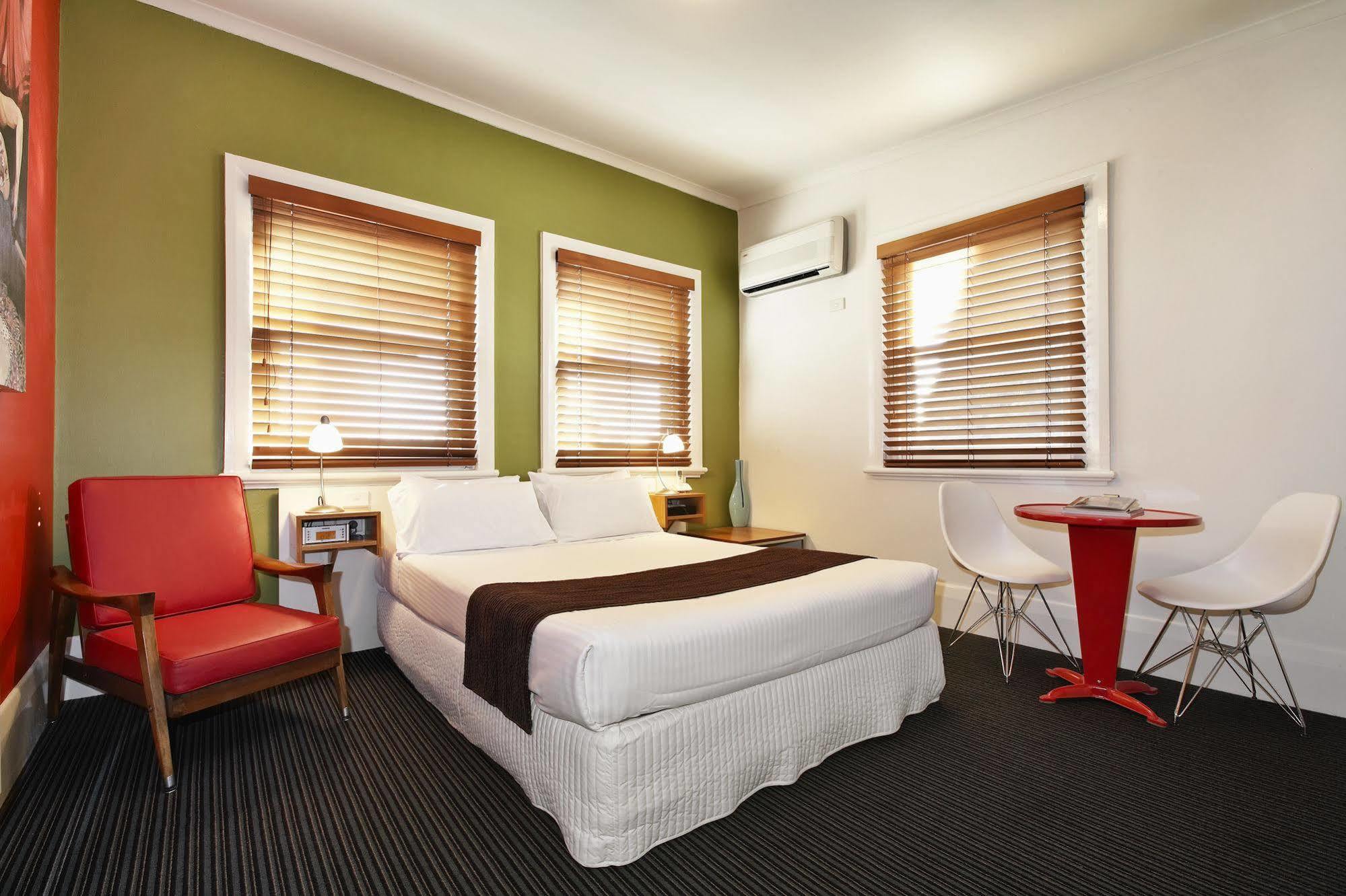 Hotel Tolarno 3*